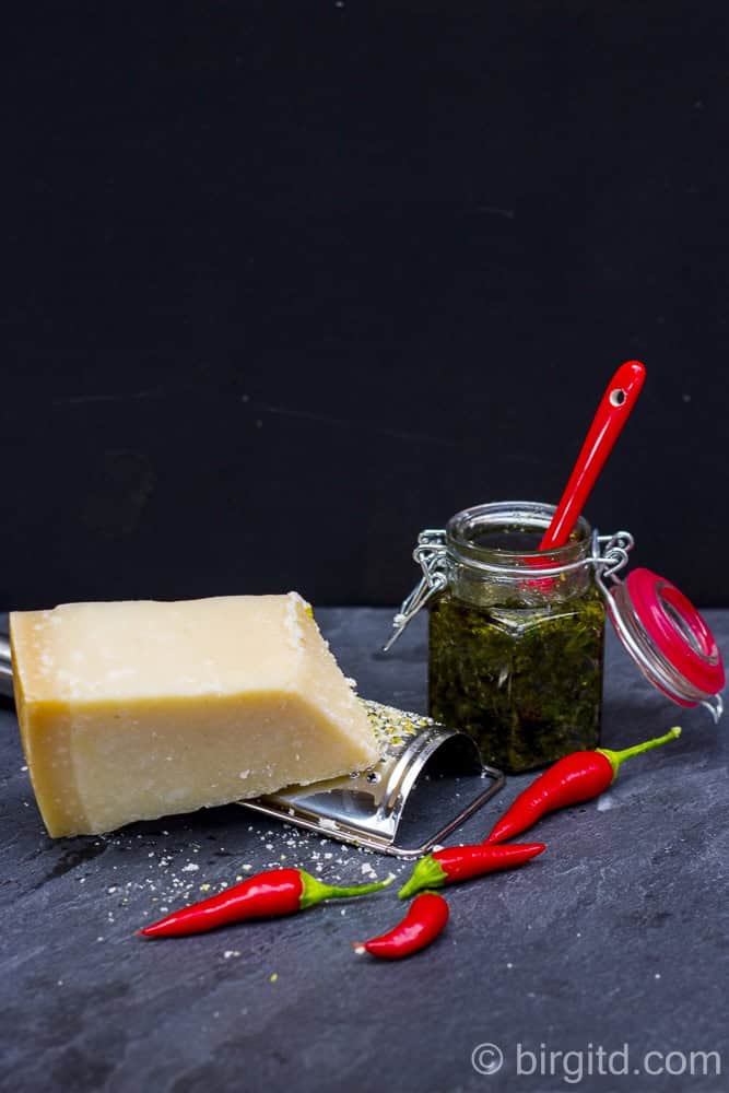 Zitronenmelisse-Pesto & bunte karamellisierte Möhrchen [BirgitD]