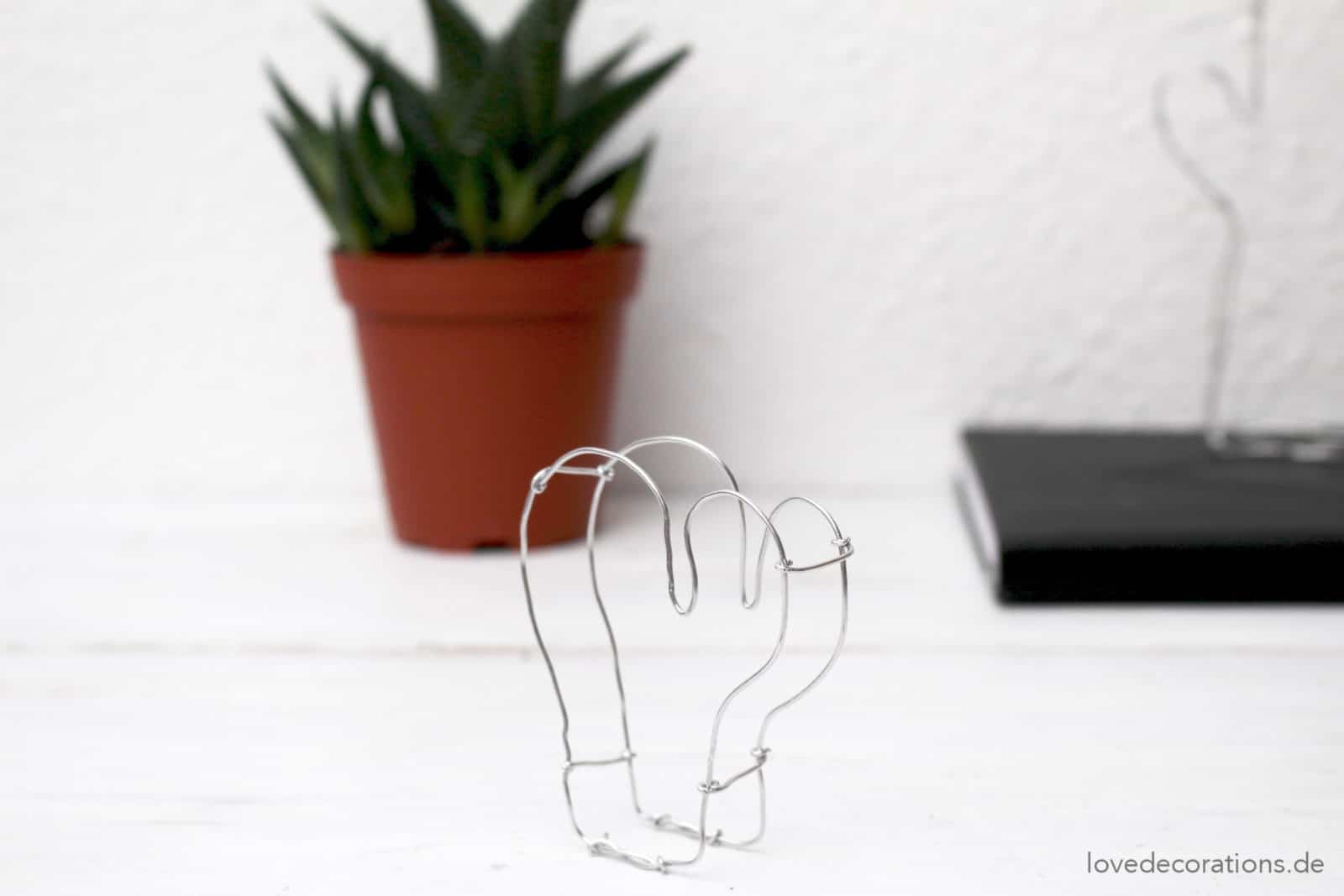 DIY Kaktus aus Draht