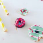FREEBIE – Ein Donut ist Freude mit Streuseln oben drauf