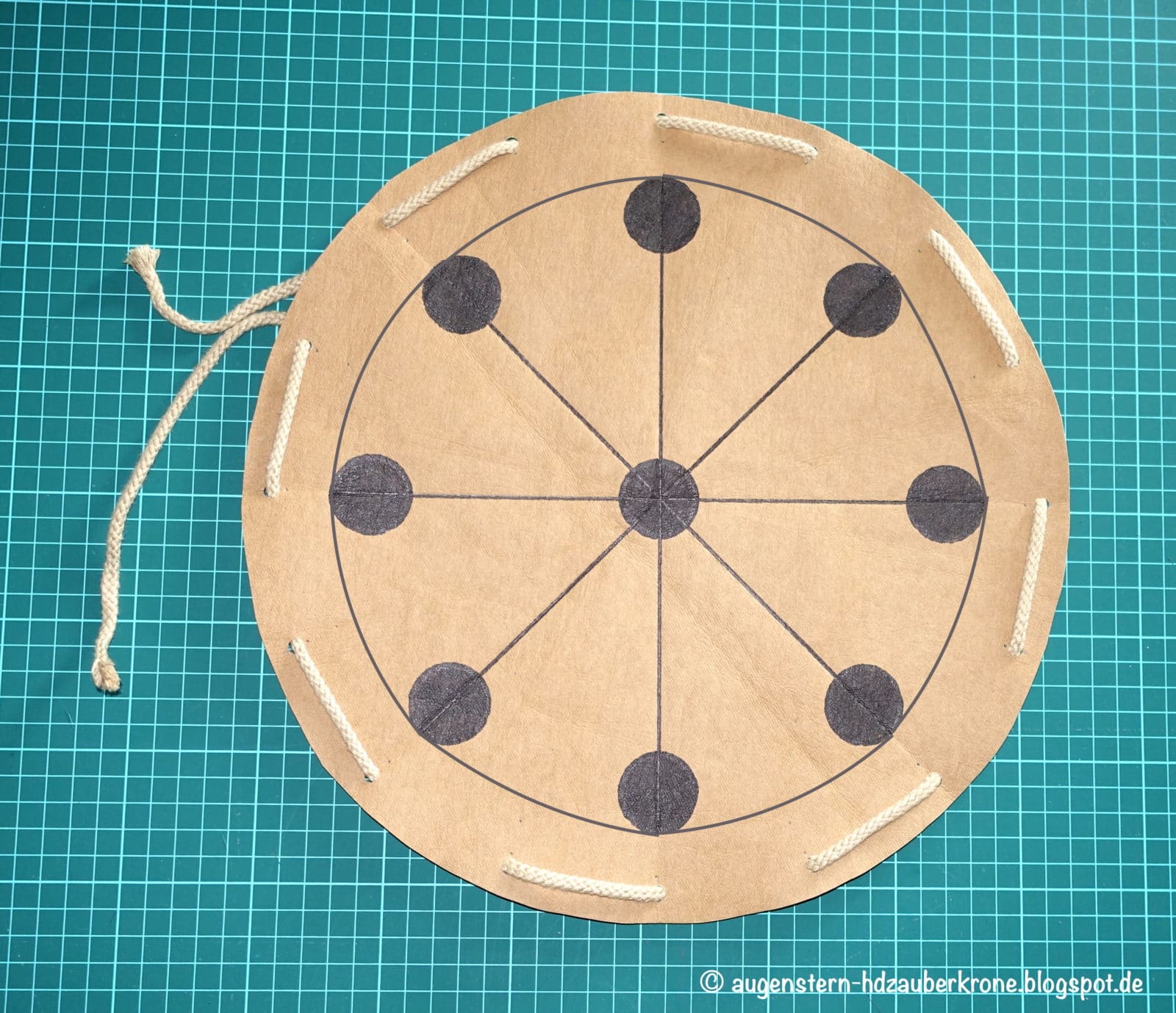 {Anleitung} Das Mühlespiel – to go – der Römer aus SnapPap DIY