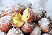 „Gogosi“ – süße, leckere rumänische Krapfen in drei Varianten