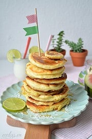 Pancake-Turm zum Frühstück