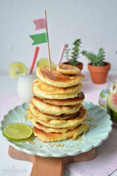 Pancake-Turm zum Frühstück