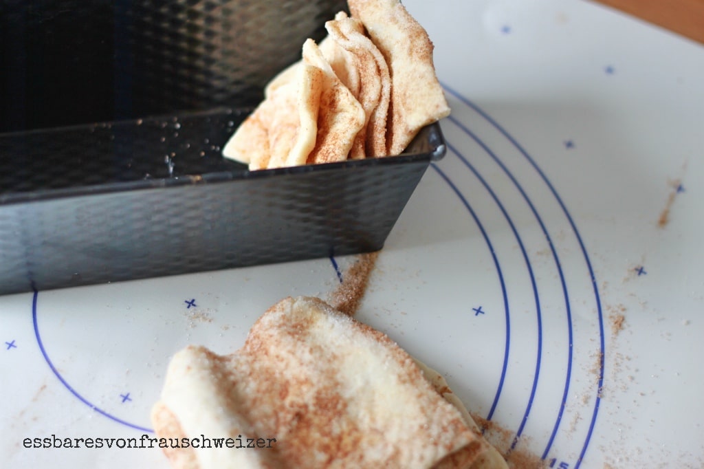 Rezept: Faltkuchen mit Zimt, Zucker und Butter