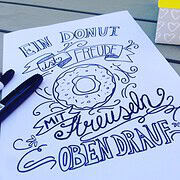 FREEBIE – Ein Donut ist Freude mit Streuseln oben drauf
