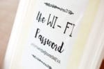 Gäste-Tablett mit gerahmten WLAN Passwort