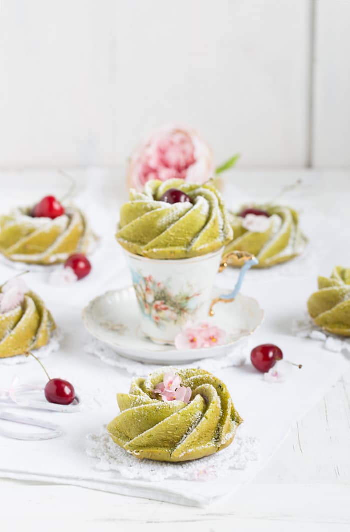 „Matcha-Kirsch-Küchlein & Vintage-Glück!“