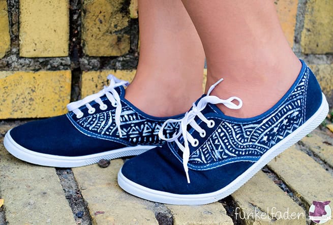 Upcycling – Schuhe färben und bemalen
