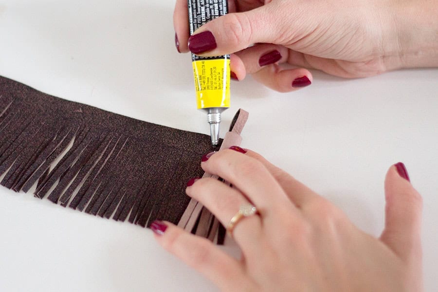 DIY LEDER QUASTEN ANHÄNGER