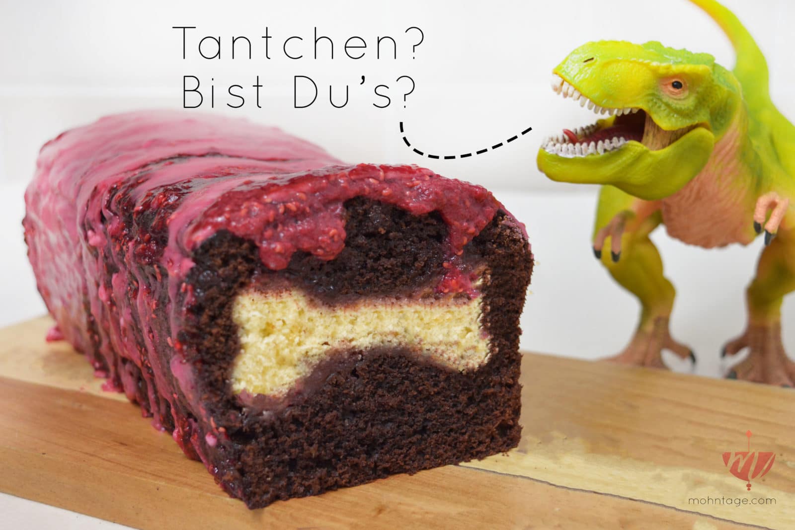 Black Velvet Grabräuberkuchen mit gruseligem Kern | Last Minute Halloween Rezept | Mohntage