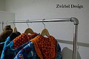 Garderobe aus Wasserrohren bauen