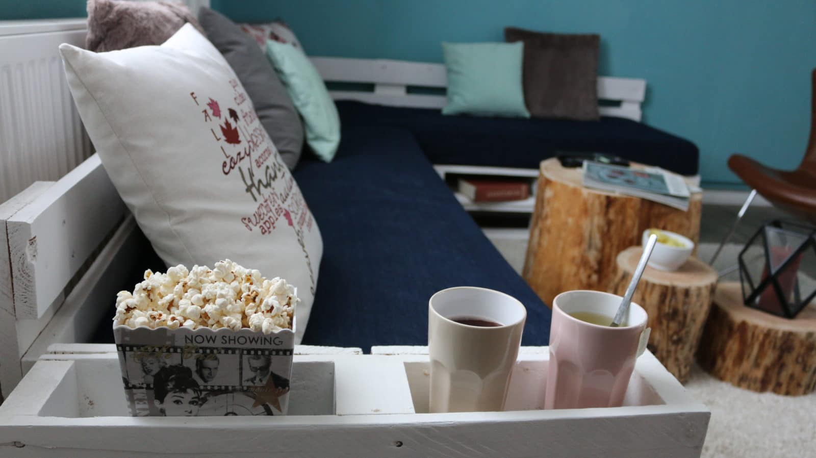Sofa aus Europaletten mit vielen Extras!!