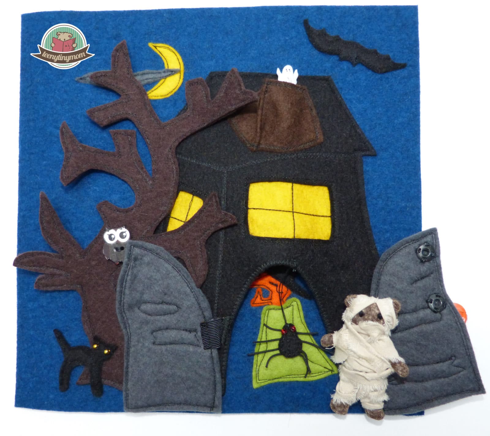 Teddy und das Gruselhaus – Quiet book – Spielbuch