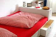 Bett aus Europaletten selber bauen