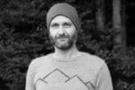 Strickpullover mit eingestickter Bergsilhouette