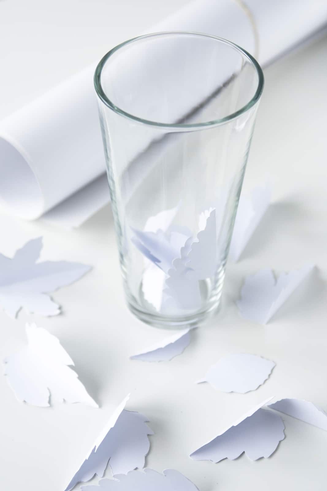 DIY Herbstliche Papiervase zum Überstülpen