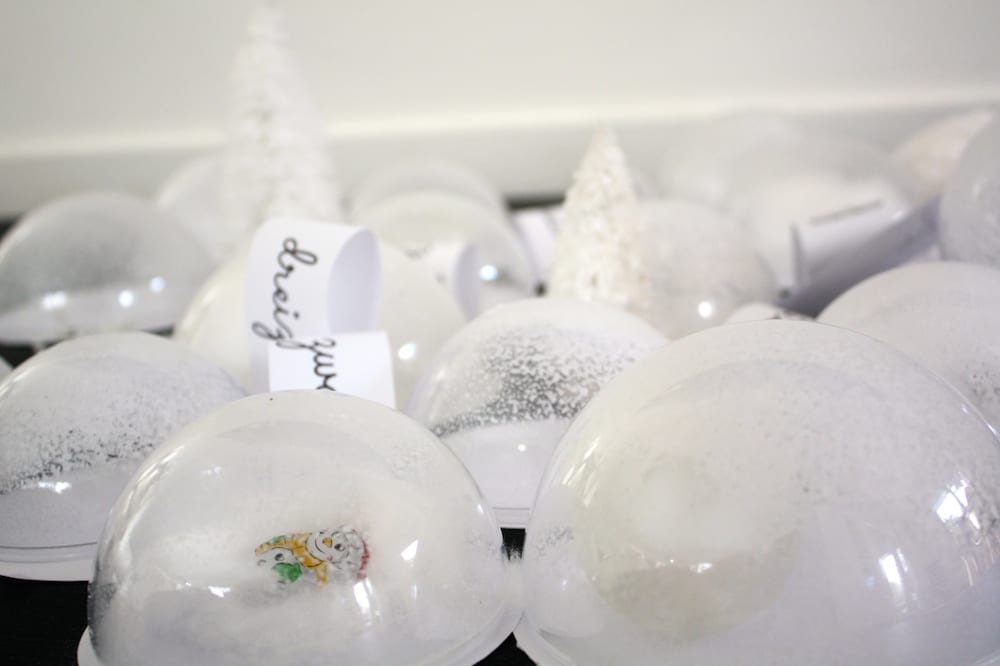 Winterwunder-Schneekugel-Adventskalender