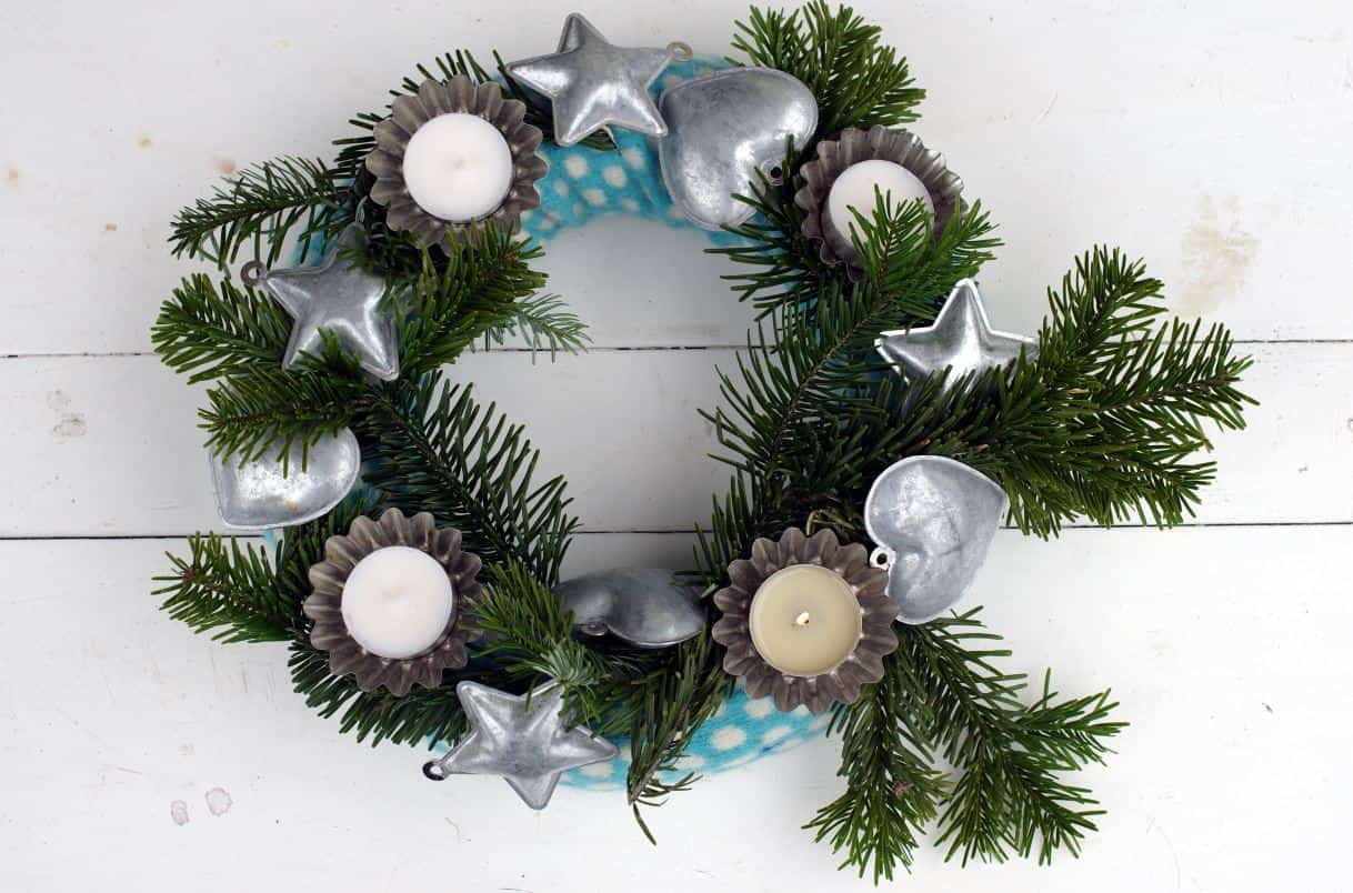 Adventskranz aus Wolle