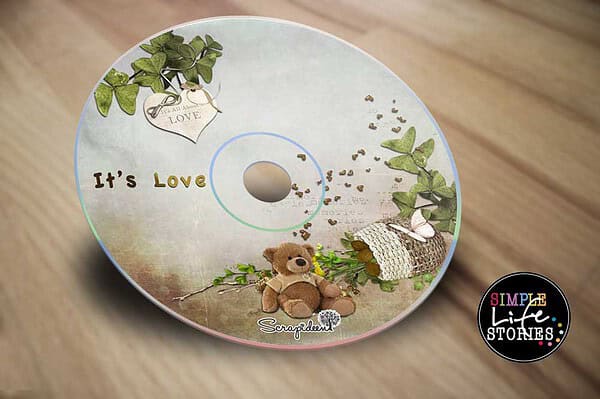 Digital Scrapbooking: It’s Love DVD