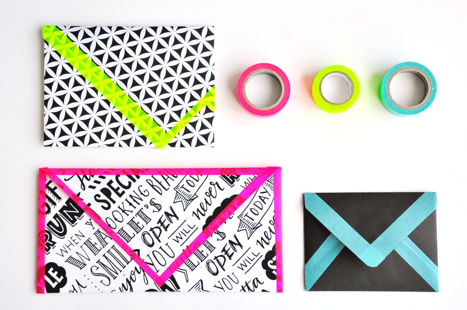 3 DIY Umschläge aus Geschenkpapier – Schwarz / Weiß und Neonfarben
