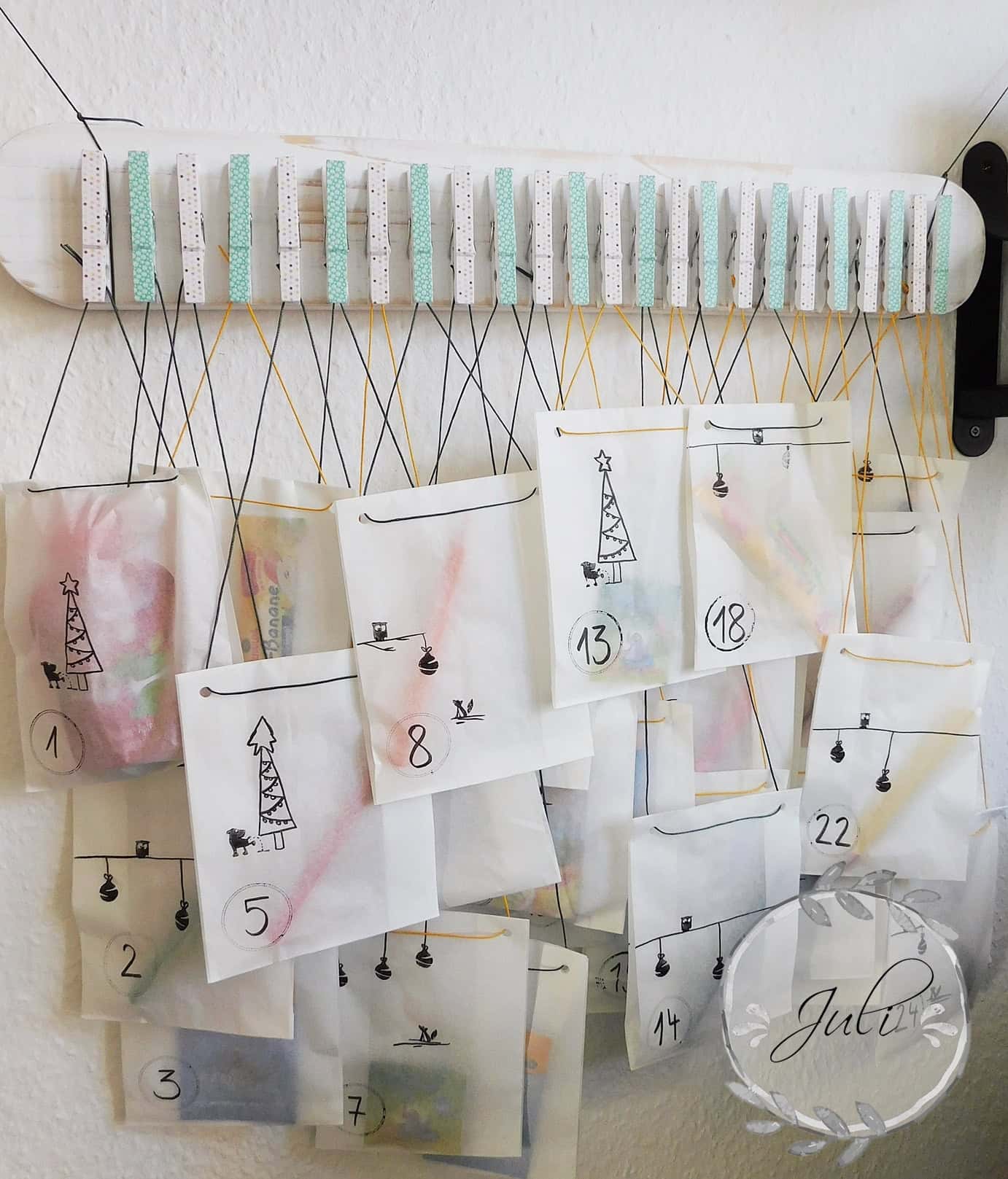 DIY Adventskalender mit Klammern und Frühstückstüten