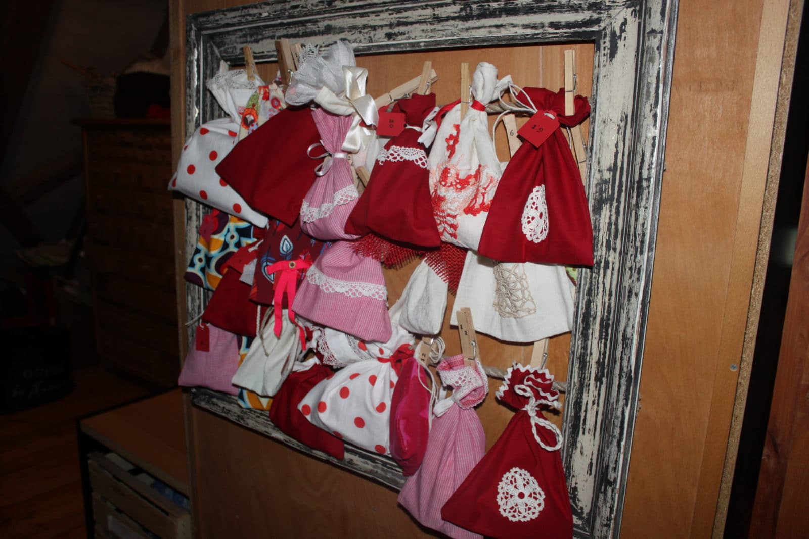 Shabby Chic Bilderrahmen-Adventskalender