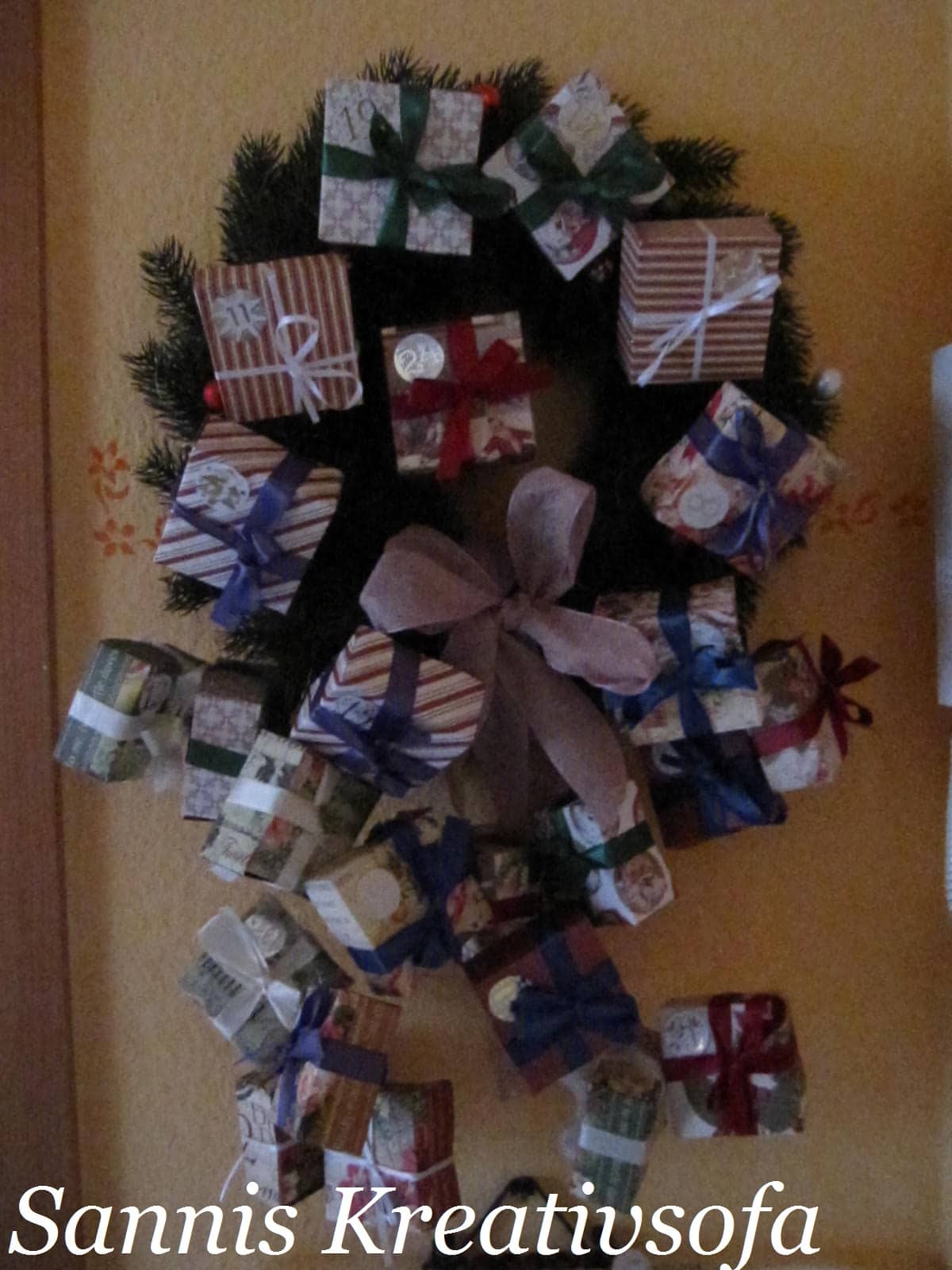 2 in 1 Adventskalenderkranz