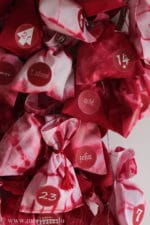 Adventkalender – geknotet und gefärbt