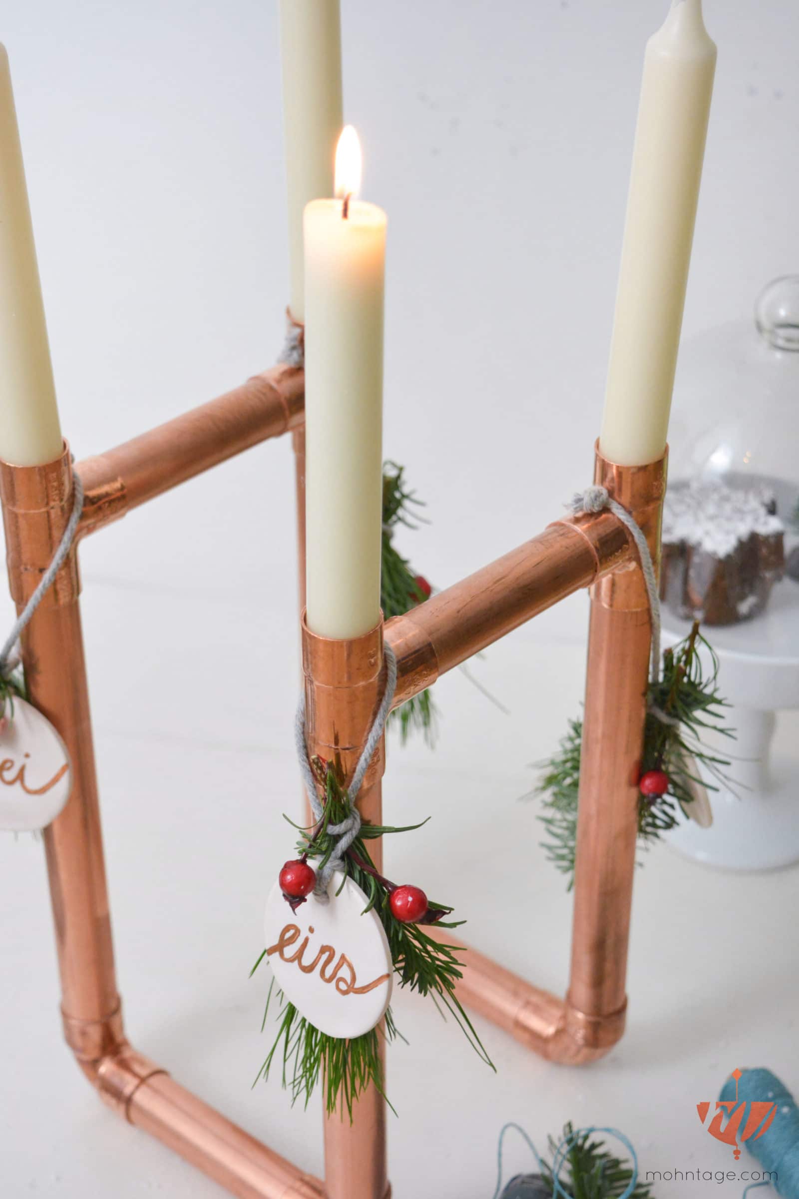 DIY Kerzenständer aus Kupferrohr … mit Last-Last-Last-Minute Adventskranz-Idee | Mohntage