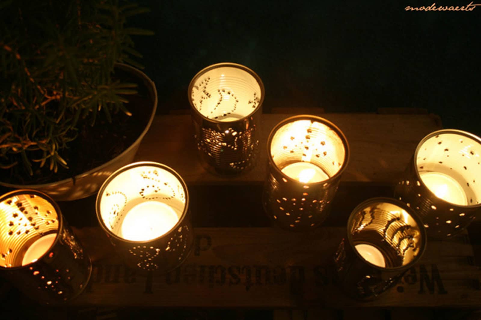Lichterdosen mit Sternenmuster (Freebie)