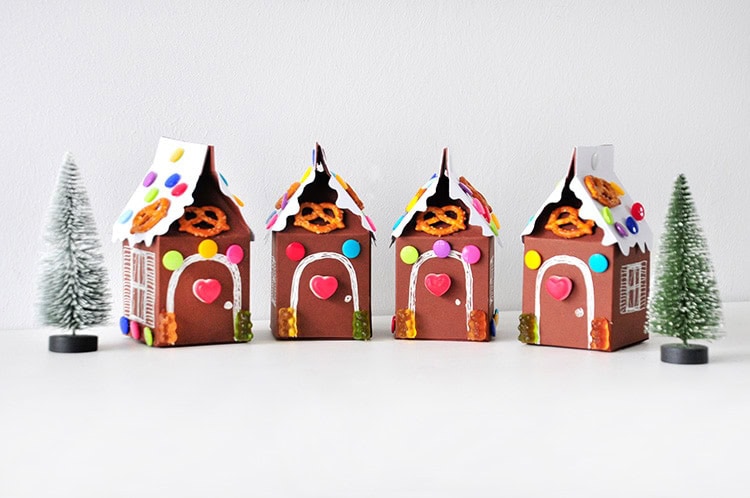 DIY Lebkuchenhaus aus Fotokarton – eine „zuckersüße“ Geschenkverpackung ;-)