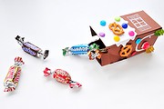 DIY Lebkuchenhaus aus Fotokarton – eine „zuckersüße“ Geschenkverpackung ;-)