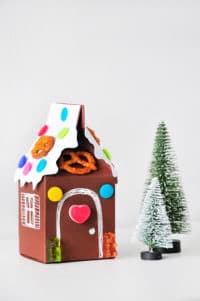 DIY Lebkuchenhaus aus Fotokarton - eine "zuckersüße" Geschenkverpackung ;-)