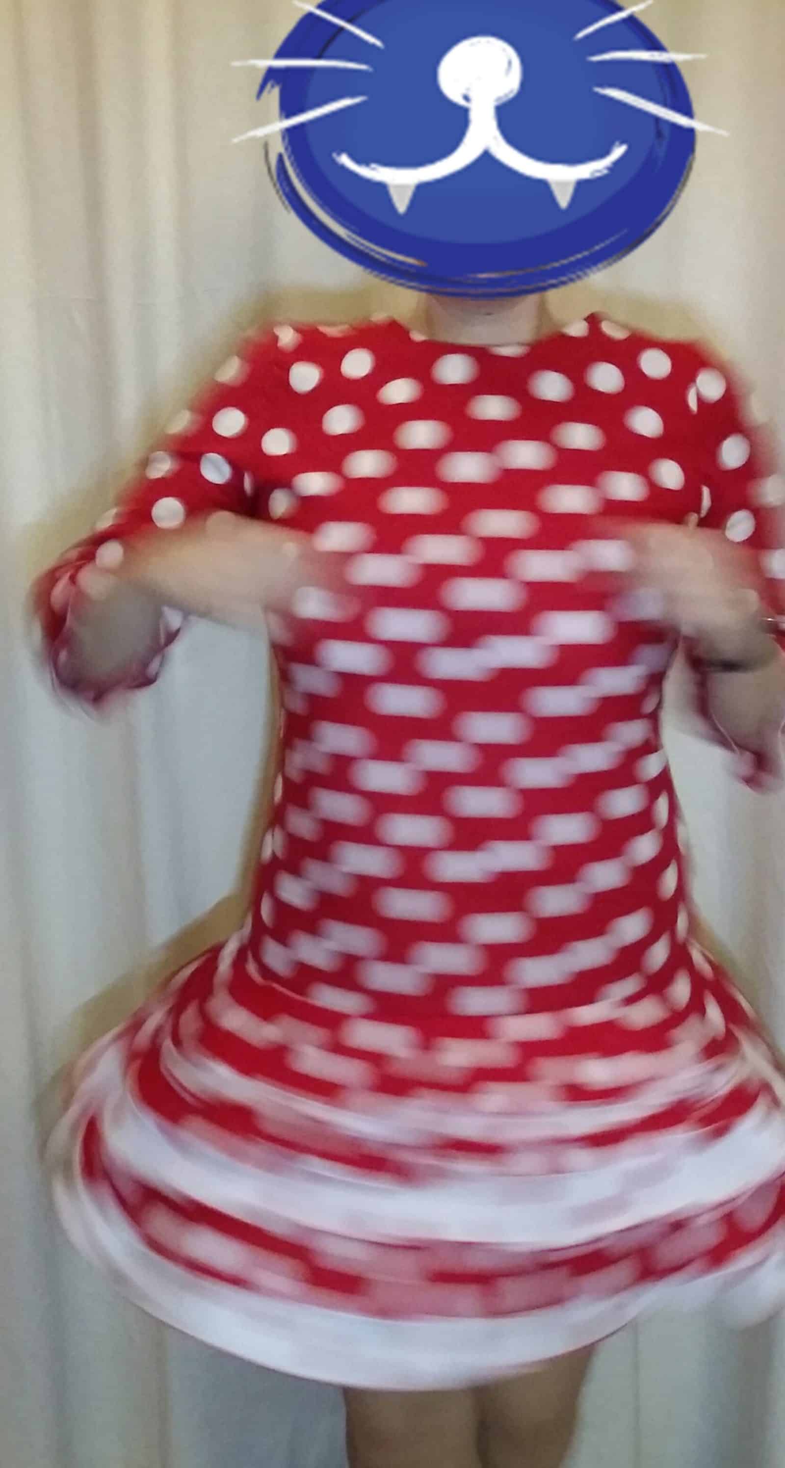 Punkte-(Tanz) Volandkleid