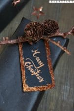 Geschenke einpacken in schwarz und kupfer