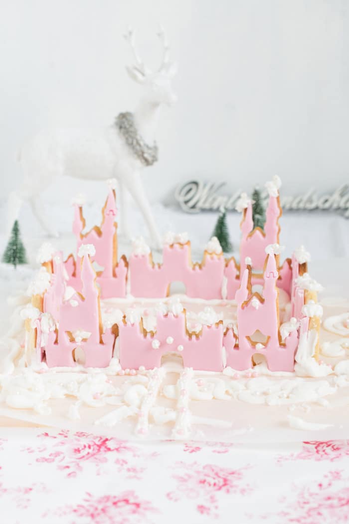 „Rosa Burg & glückliche Kindergärten!“