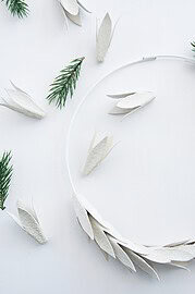 Weihnachtskranz aus Eierkarton