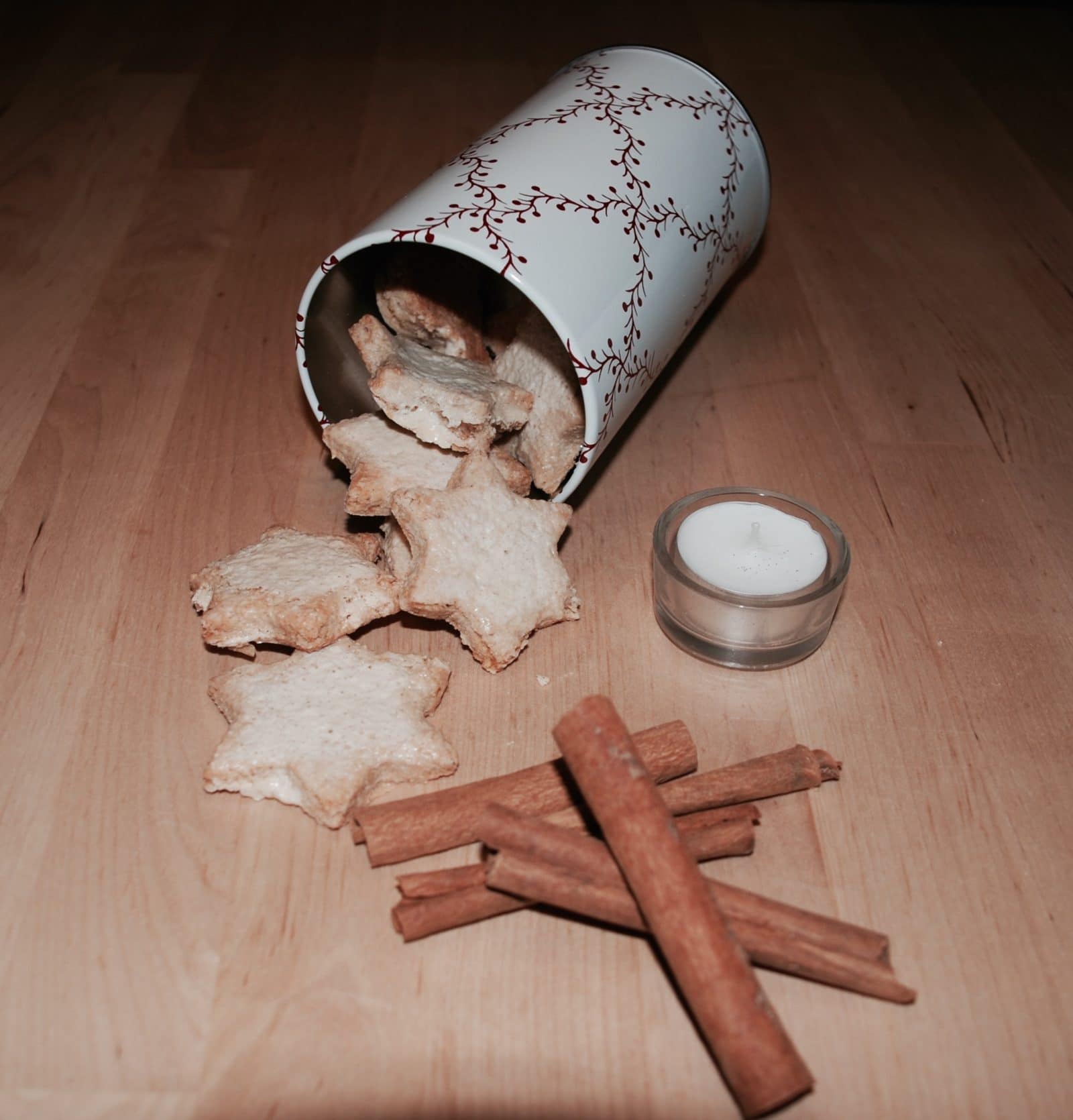 Glutenfreie Zimtsterne