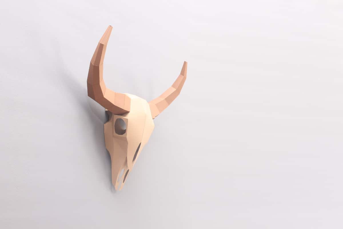 Bisonschädel aus Papier
