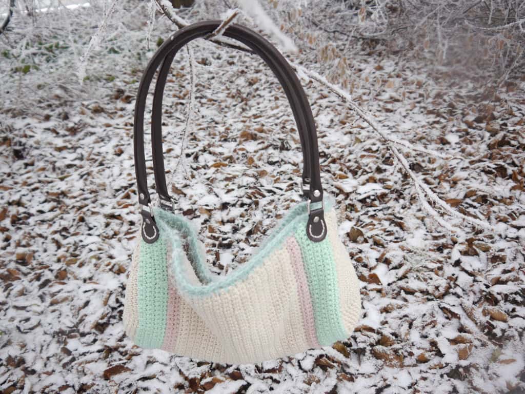 Sommerpulli gehäkelt mit Tasche und Mütze