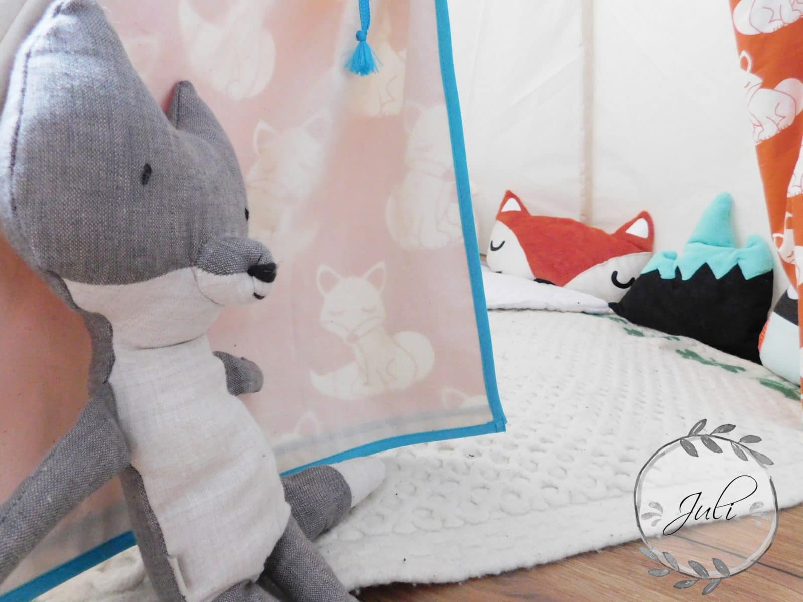 Kuschelecke: ein Kinder Tipi nähen