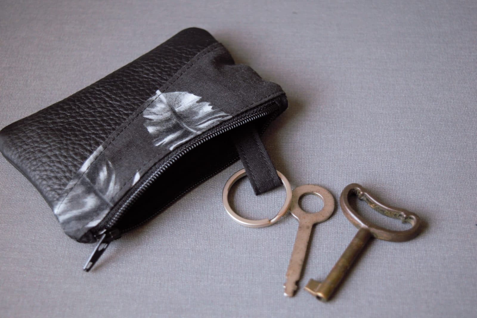 Kosmetiktasche mit passendem Schlüsseletui – ein Freebook