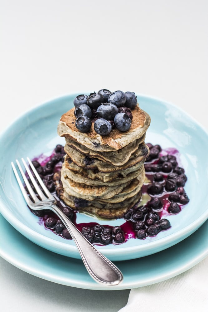 January Mornings – Gesundes Soulfood im Winter: Blaubeer-Bananen Pancakes