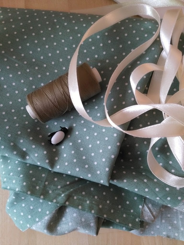 DIY: Näh dir deinen Peter Pan Kragen