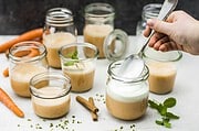 EIN LIEBLINGSREZEPT FÜR KOKOS KAROTTEN-PANNA COTTA MIT KAROTTEN-HALWA