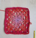 Kuschel-Poncho mit Granny Squares