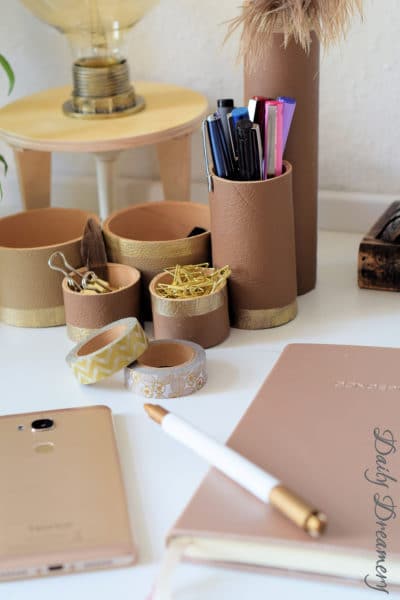 Schreibtisch-Utensilo – edel mit Leder und Gold