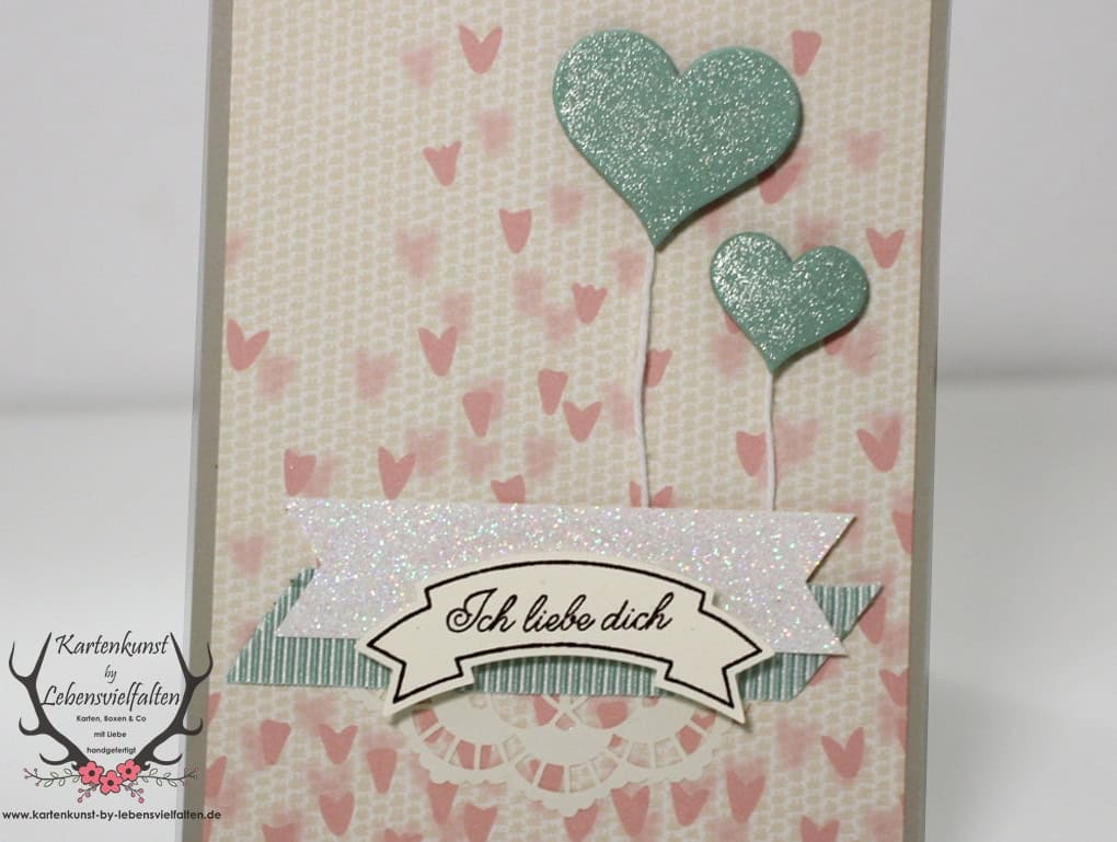 Karte zum Valentinstag mit Stampin Up! Designerpapier Zum Verlieben