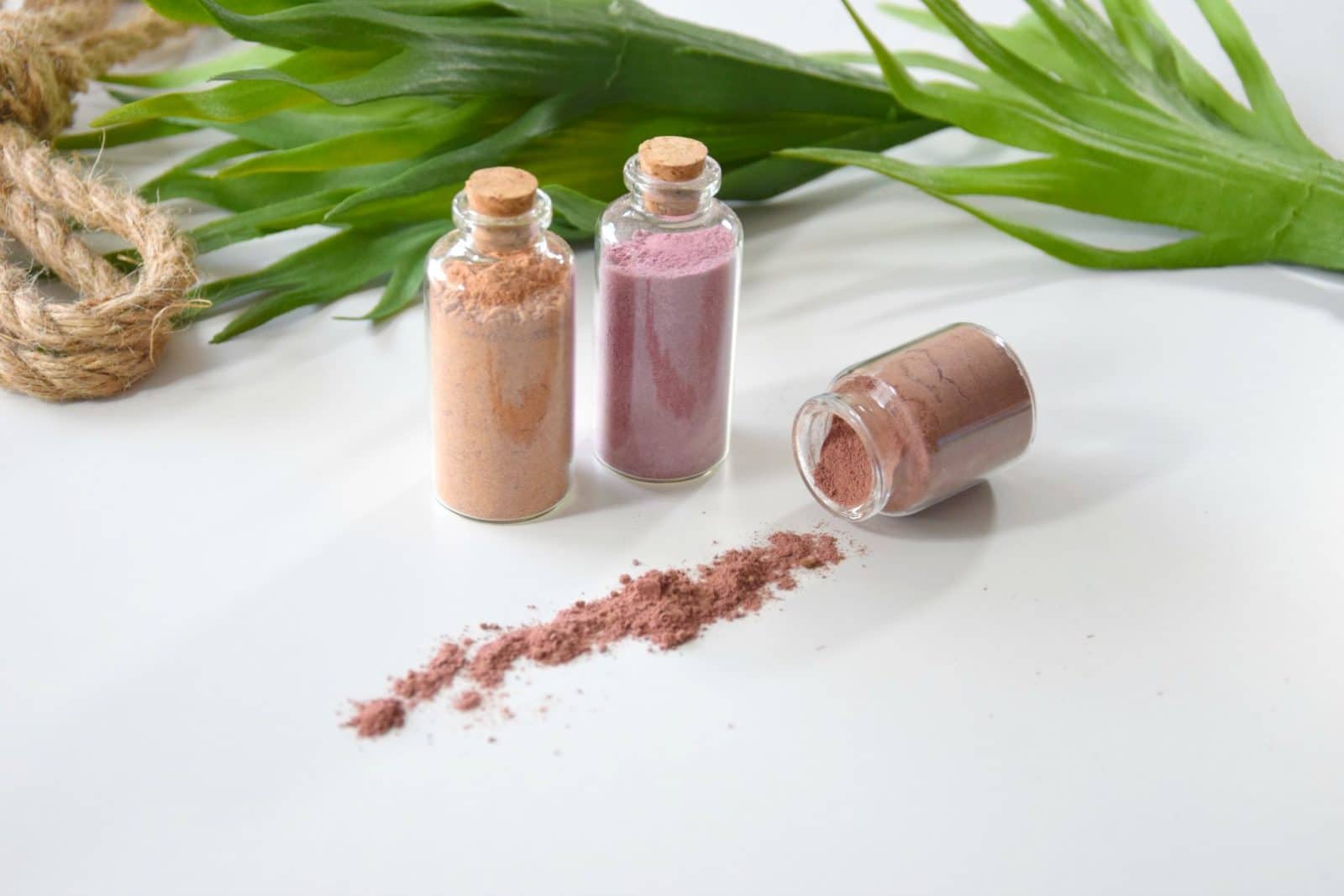 Veganes Rouge, dass sich deinem Hautton perfekt anpasst!