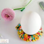 Eierbecher mit Jersey-Garn